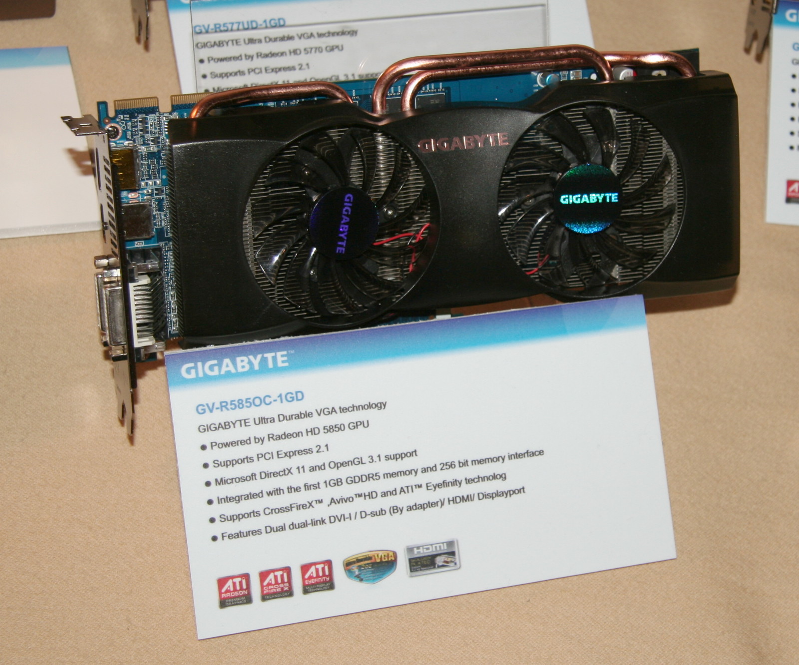 Immagine pubblicata in relazione al seguente contenuto: Gigabyte mostra tre schede video Radeon HD 5800 non reference | Nome immagine: news12294_1.jpg