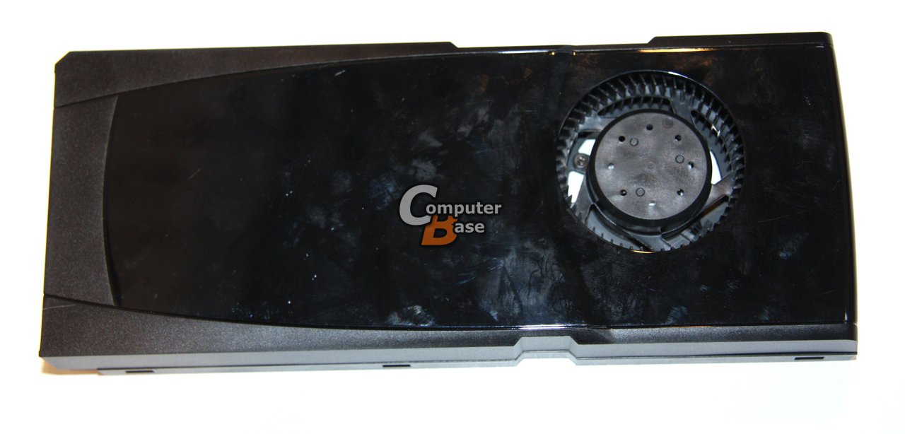 Immagine pubblicata in relazione al seguente contenuto: Prime foto della video card GeForce GTX 470 di NVIDIA senza veli | Nome immagine: news12656_2.jpg