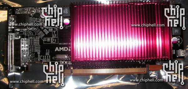 Media asset in full size related to 3dfxzone.it news item entitled as follows: In rete le prime foto di due video card AMD Radeon HD 6000? | Image Name: news13793_2.jpg