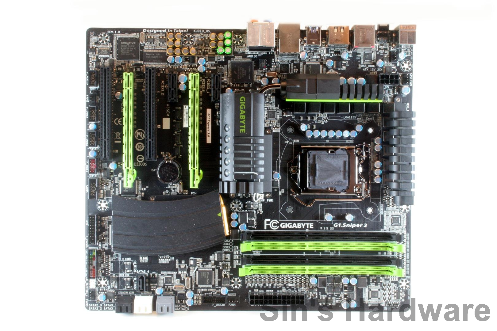 Immagine pubblicata in relazione al seguente contenuto: Nuove foto della mobo Gigabyte G1.Sniper 2 per gamer e OC | Nome immagine: news15487_1.jpg