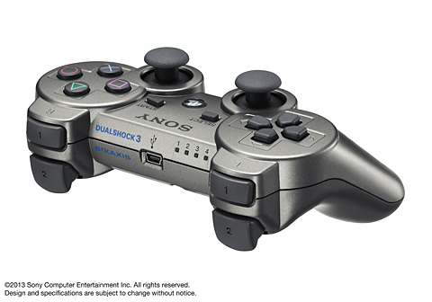 Immagine pubblicata in relazione al seguente contenuto: Sony annuncia il controller DualShock 3 Metallic Gray per PS3 | Nome immagine: news19287_Sony-PS3-DUALSHOCK3-Metallic-Gray_1.jpg