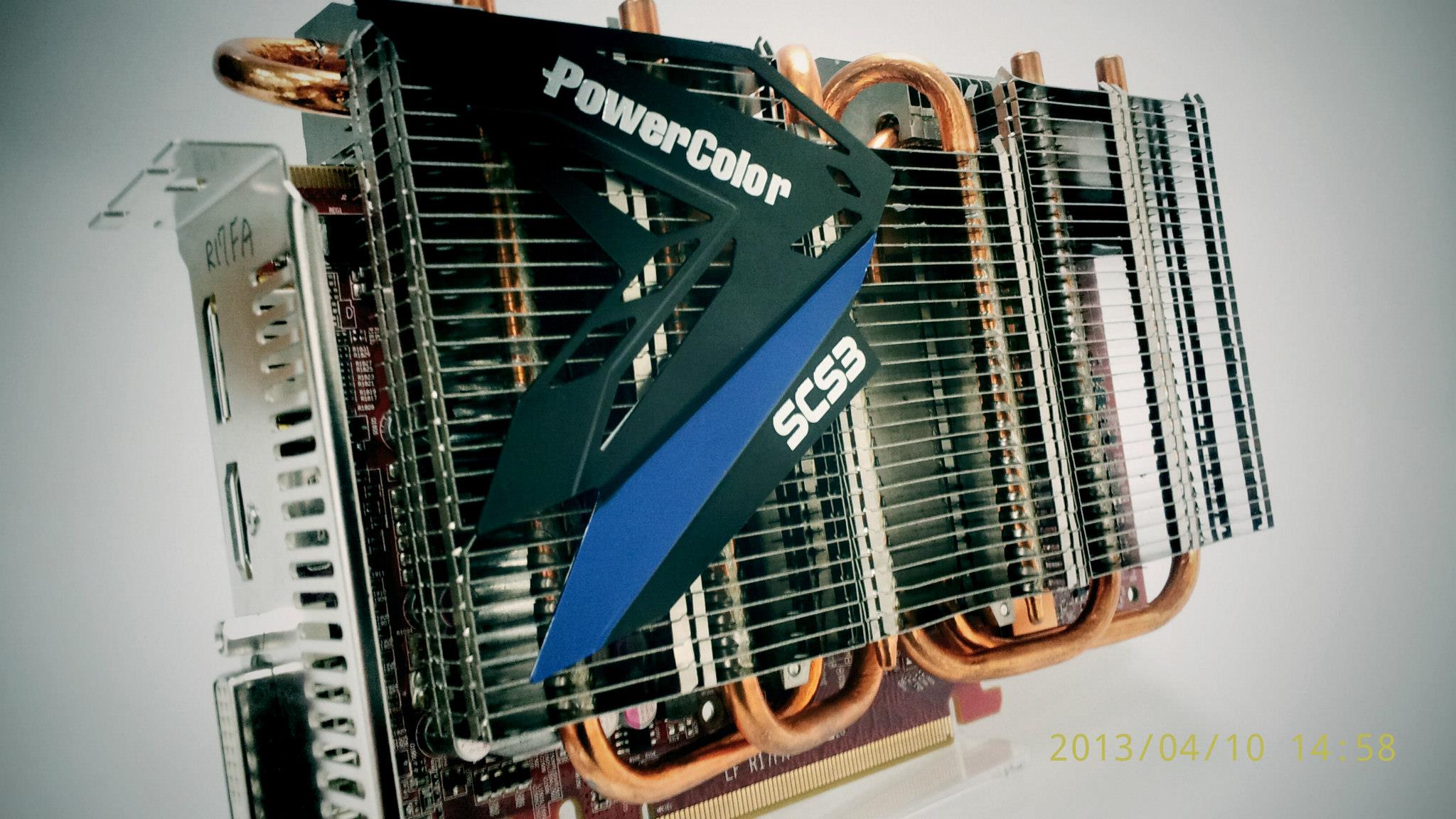 Immagine pubblicata in relazione al seguente contenuto: Powercolor pubblica due foto della card Powercolor HD 7850 SCS3 | Nome immagine: news19327_Powercolor-Radeon-HD-7850-SCS3_1.jpg