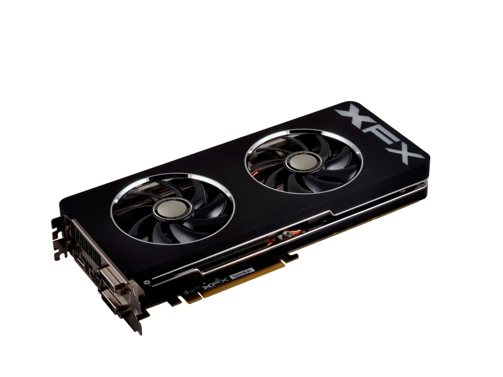 Immagine pubblicata in relazione al seguente contenuto: XFX lancia le card non reference R9 290X e R9 290 Double Dissipation | Nome immagine: news20516_XFX-Radeon-R9-290X-Double-Dissipation_1.png