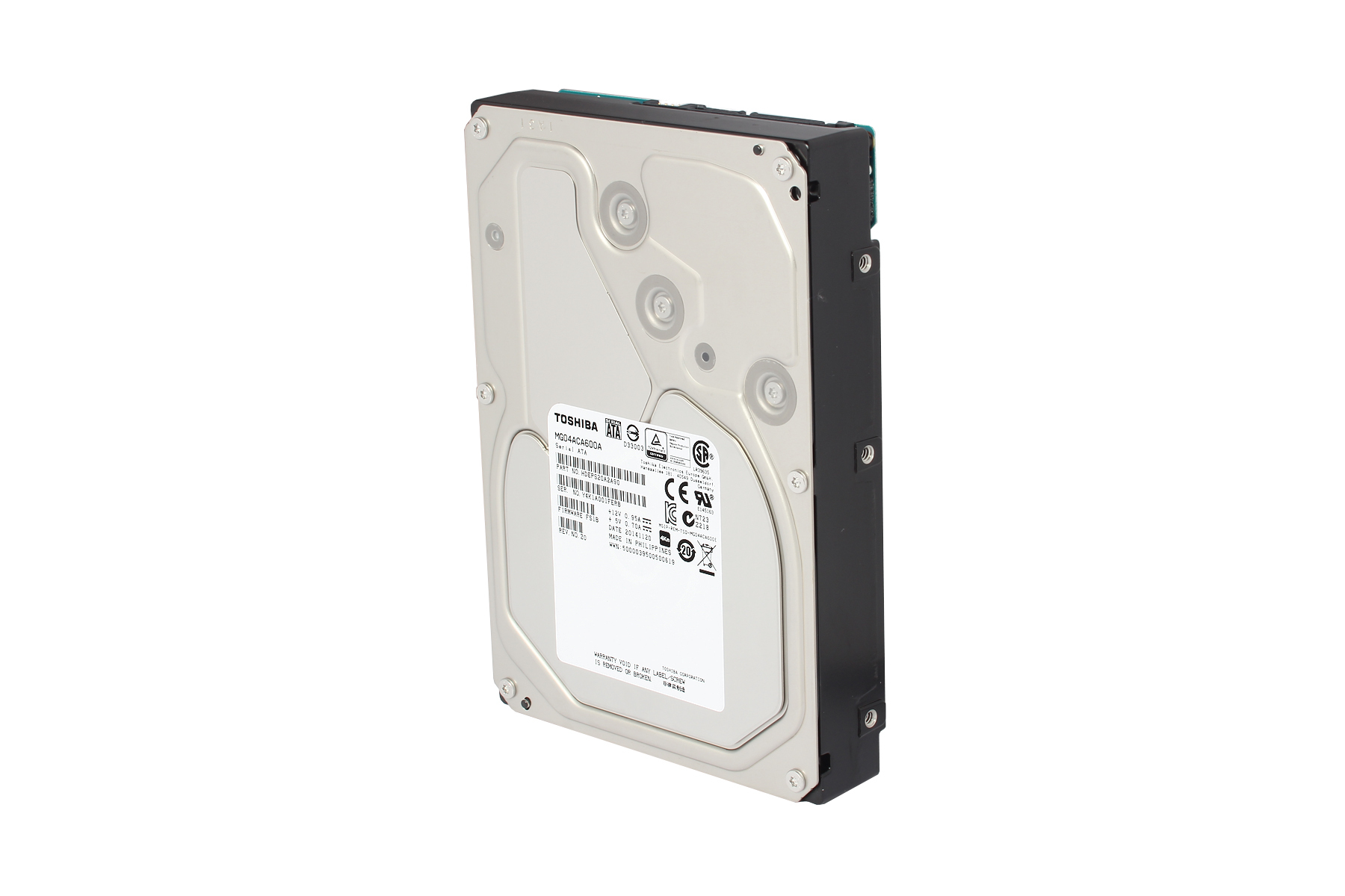 Immagine pubblicata in relazione al seguente contenuto: Toshiba annuncia i suoi primi hard drive MG04 con capacit di 6TB | Nome immagine: news22003_TOSHIBA-MG04-6TB-Enterprise-HDD_1.jpg