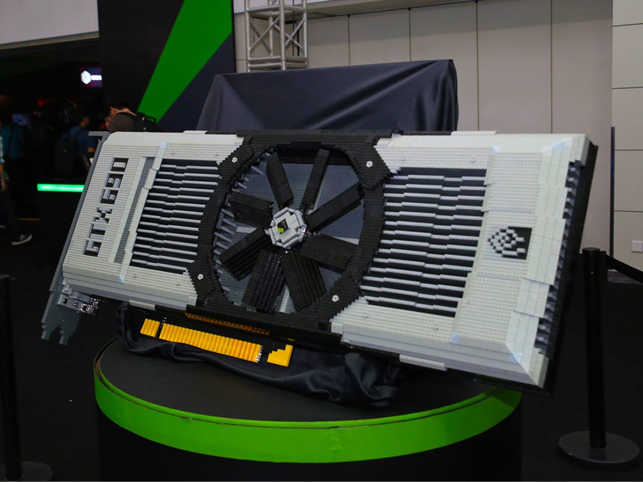 Immagine pubblicata in relazione al seguente contenuto: In crescita il business dedicato al mercato del gaming su PC | Nome immagine: news22039_NVIDIA-NGF_1.jpg