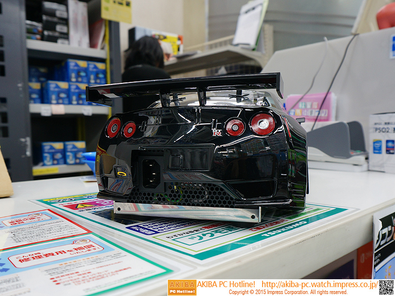 Immagine pubblicata in relazione al seguente contenuto: Una GTX 970 e un Core i7-4790K sotto il cofano di una Nissan GT-R R35 | Nome immagine: news22433_GTX-970-Nissan-GT-R-R35_6.jpg