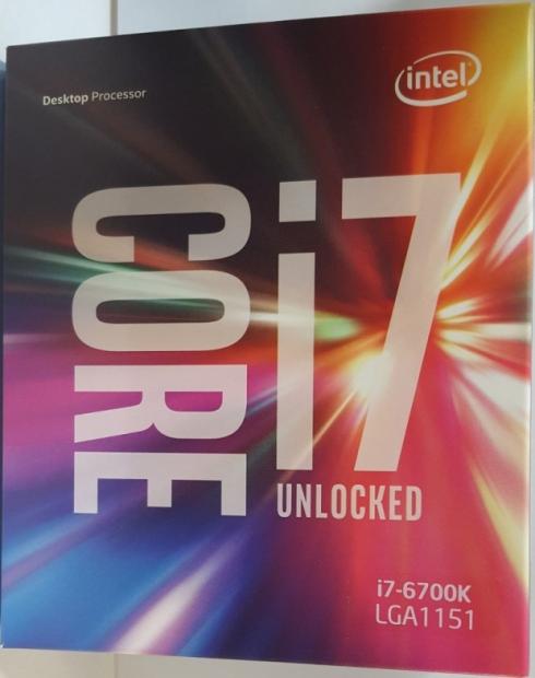 Media asset in full size related to 3dfxzone.it news item entitled as follows: I processori Intel Skylake Core i7-6700 e Core i5-6600K in confezione retail | Image Name: news22937_intel-core-i7-6700k_2.jpg