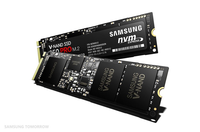 Immagine pubblicata in relazione al seguente contenuto: Samsung annuncia il drive SSD M.2 950 PRO con memoria MLC V-NAND | Nome immagine: news23103_Samsung-SSD-950-PRO_1.jpg