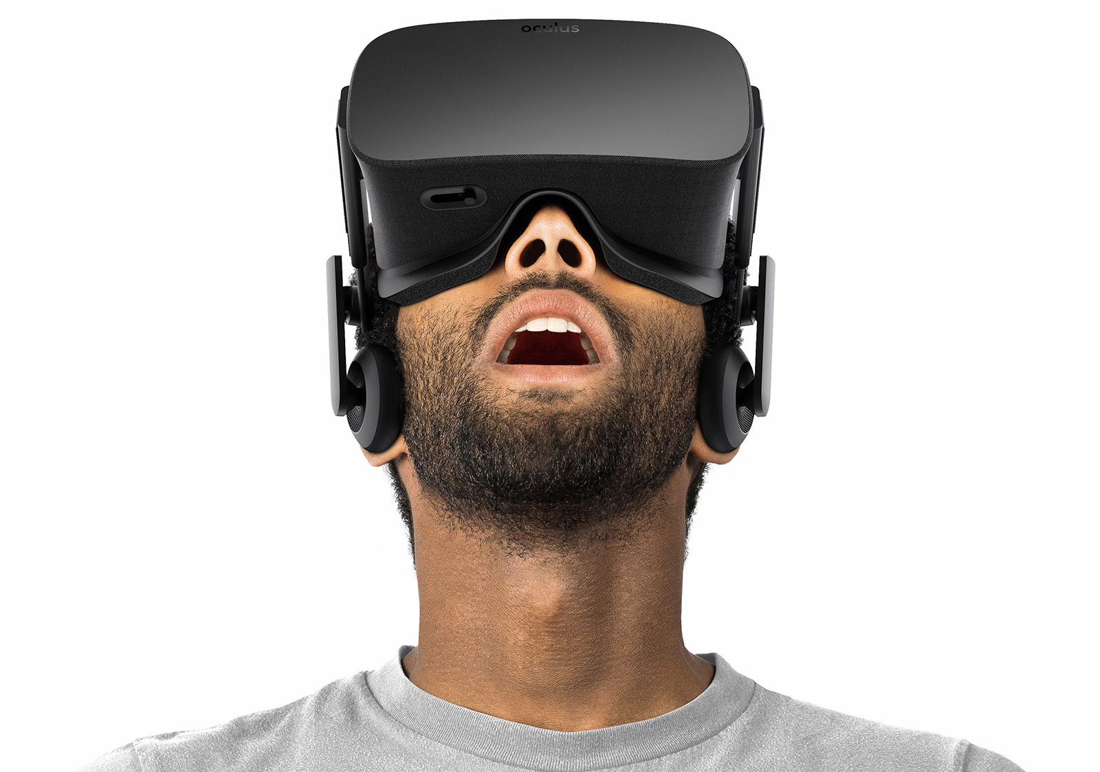 Immagine pubblicata in relazione al seguente contenuto: Oculus: l'headset VR Rift  prenotabile on line dal 6 gennaio | Nome immagine: news23597_Oculus-Rift_1.jpg