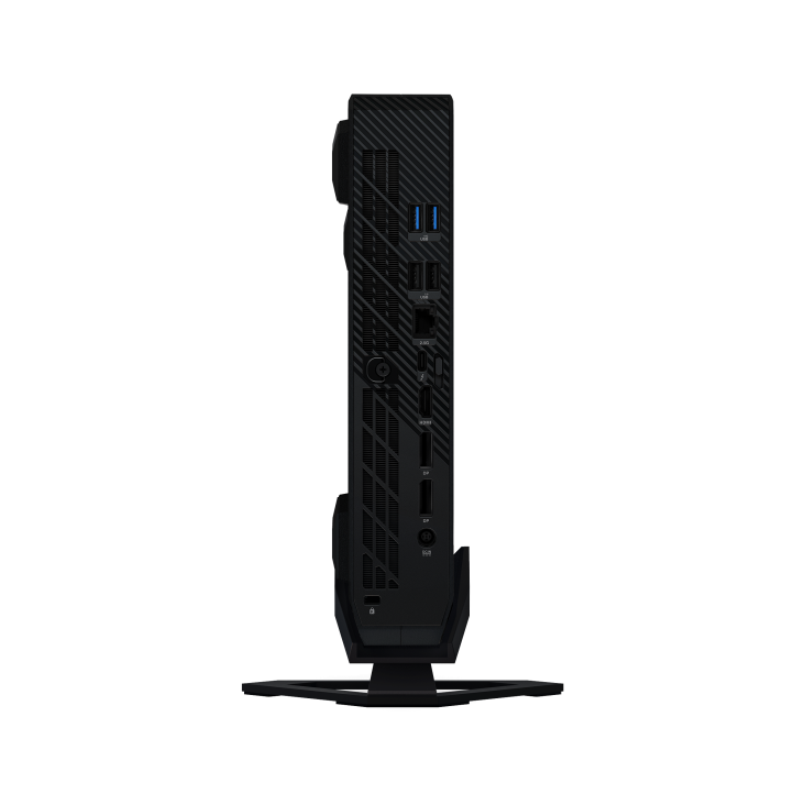 Media asset in full size related to 3dfxzone.it news item entitled as follows: ASUS annuncia i suoi primi mini-PC per gaming high-end con la linea ROG NUC | Image Name: news35761_ASUS_ROG_NUC_2.png